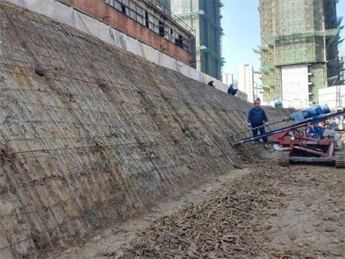 阿城建筑边坡支护